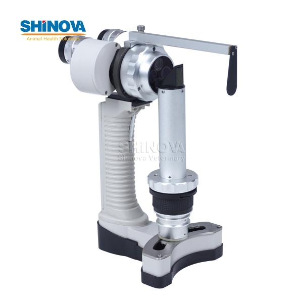Veterinary Handheld Slit Lamp (2-Magnification)