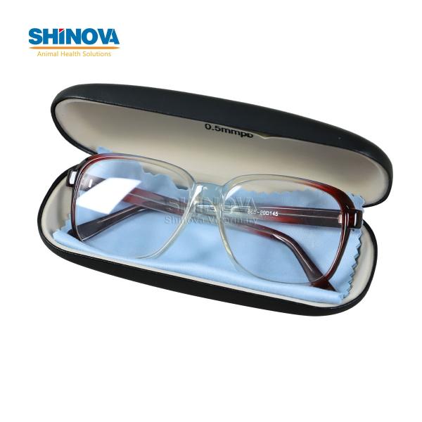X-ray protective glasses